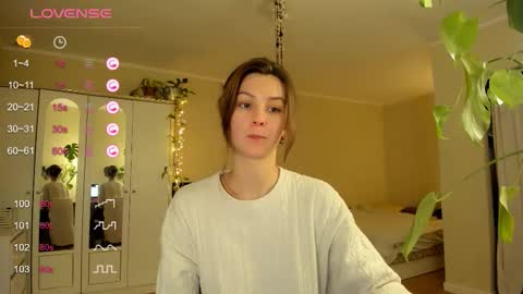 Snapshot of gingerbread__house chatting on November 8, 2025, 4:18 pm Vasilisa online show from November 8, 2025, 4:18 pm