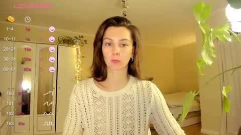 Snapshot of gingerbread__house chatting on November 16, 2025, 4:56 pm Vasilisa online show from November 16, 2025, 4:56 pm