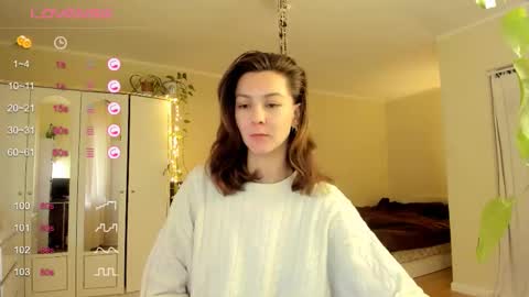 Snapshot of gingerbread__house chatting on November 22, 2025, 11:53 am Vasilisa online show from November 22, 2025, 11:53 am