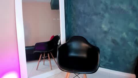 Snapshot of gingermoon_ chatting on November 6, 2025, 7:26 pm Ginger online show from November 6, 2025, 7:26 pm