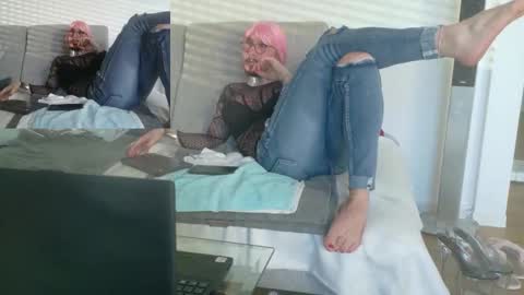 Snapshot of gingerpink1911 chatting on October 8, 2025, 3:20 pm GingerPink online show from October 8, 2025, 3:20 pm