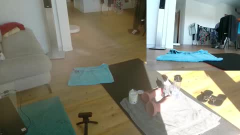 Snapshot of gingerpink1911 chatting on October 14, 2025, 12:28 pm GingerPink online show from October 14, 2025, 12:28 pm