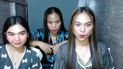 Snapshot of ginna2005 chatting on October 7, 2025, 12:13 pm ginna2005 online show from October 7, 2025, 12:13 pm