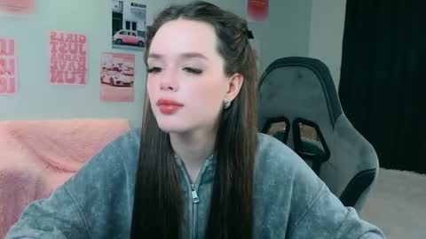 Ginny online show from July 16, 2026, 6:25 pm
