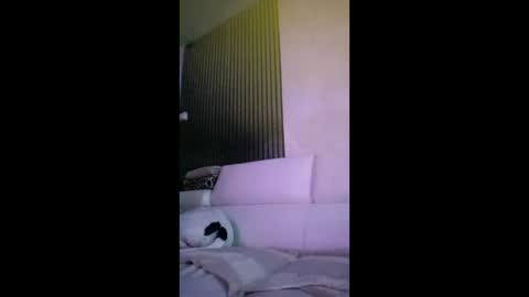 Snapshot of gino070 chatting on May 6, 2026, 7:19 pm gino070 online show from May 6, 2026, 7:19 pm