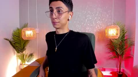 Gio Carangi online show from March 3, 2026, 3:23 am