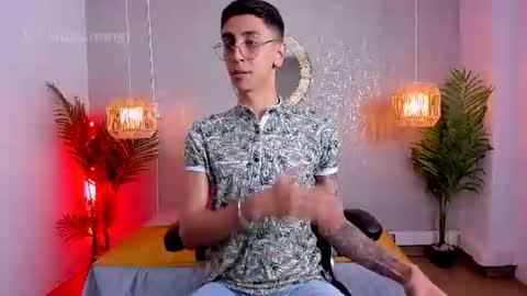 Snapshot of gio_carangi chatting on July 28, 2026, 3:02 am Gio Carangi online show from July 28, 2026, 3:02 am