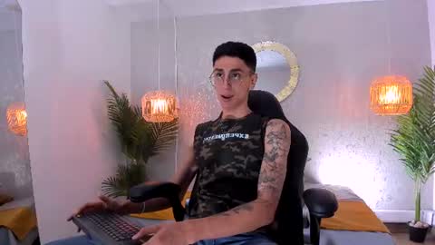Snapshot of gio_carangi chatting on July 29, 2026, 2:53 am Gio Carangi online show from July 29, 2026, 2:53 am