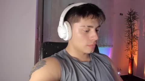 Snapshot of gio_russo chatting on June 3, 2026, 2:58 am GioRusso online show from June 3, 2026, 2:58 am