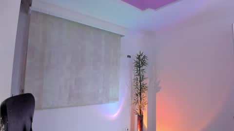 Snapshot of gio_russo chatting on June 11, 2026, 2:53 am GioRusso online show from June 11, 2026, 2:53 am