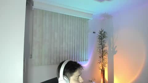 Snapshot of gio_russo chatting on June 27, 2026, 3:11 am GioRusso online show from June 27, 2026, 3:11 am