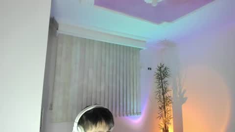Snapshot of gio_russo chatting on June 29, 2026, 11:27 pm GioRusso online show from June 29, 2026, 11:27 pm