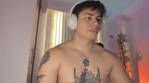 Snapshot of gio_russo chatting on July 4, 2026, 3:51 pm GioRusso online show from July 4, 2026, 3:51 pm