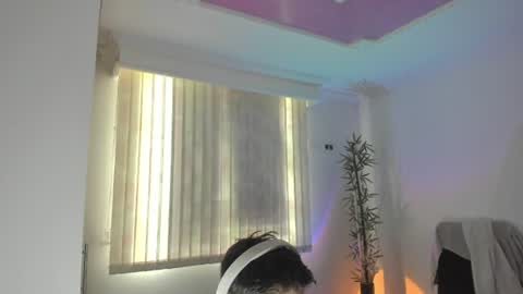 Snapshot of gio_russo chatting on July 11, 2026, 7:05 pm GioRusso online show from July 11, 2026, 7:05 pm