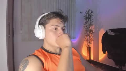 Snapshot of gio_russo chatting on August 1, 2026, 12:54 am GioRusso online show from August 1, 2026, 12:54 am