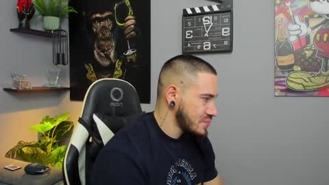 Snapshot of giorgio_leone2 chatting on December 11, 2024, 1:05 am Giorgio leone online show from December 11, 2024, 1:05 am