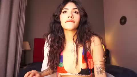 Giovanna  online show from July 7, 2026, 6:47 am