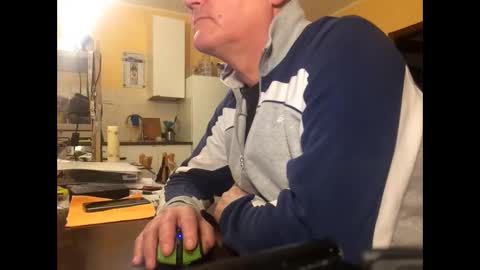 giovanni_1964 online show from March 15, 2026, 3:56 am