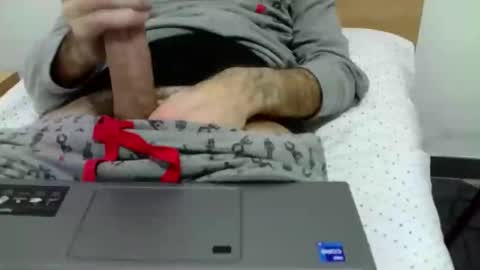 Snapshot of giovet chatting on November 17, 2025, 10:04 pm giovet online show from November 17, 2025, 10:04 pm