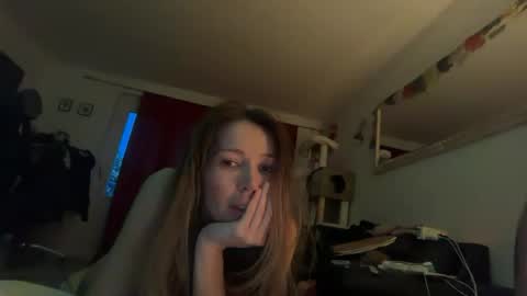 GypsySluts online show from May 15, 2026, 2:40 am