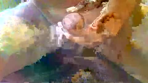 Snapshot of girafsnoop chatting on November 3, 2025, 2:51 pm girafsnoop online show from November 3, 2025, 2:51 pm