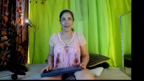 Snapshot of girasol_walton chatting on July 27, 2026, 1:07 pm Girasol Walton online show from July 27, 2026, 1:07 pm