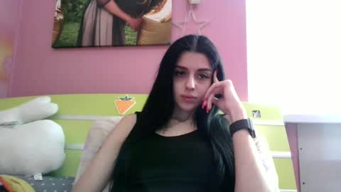 Cherry Girl online show from April 25, 2026, 1:41 pm