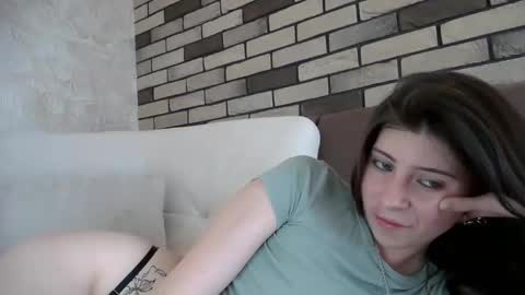 Snapshot of girl_cute007 chatting on May 5, 2026, 2:36 pm girl_cute007 online show from May 5, 2026, 2:36 pm