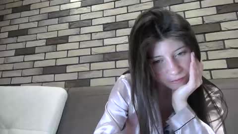 Snapshot of girl_cute007 chatting on May 8, 2026, 7:08 pm girl_cute007 online show from May 8, 2026, 7:08 pm