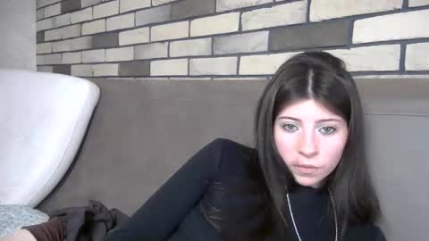 Snapshot of girl_cute007 chatting on May 27, 2026, 4:04 pm girl_cute007 online show from May 27, 2026, 4:04 pm