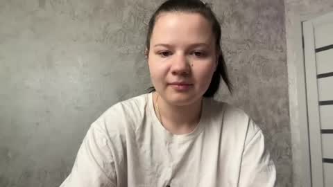 girl_cute07 online show from August 2, 2026, 4:05 pm