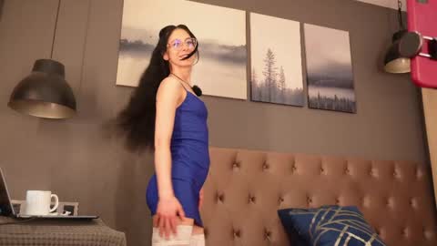 Snapshot of girl_i_am chatting on May 30, 2026, 2:47 pm Nikki online show from May 30, 2026, 2:47 pm