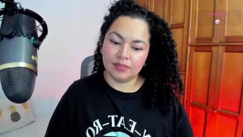 girl_inline online show from March 8, 2026, 2:04 am