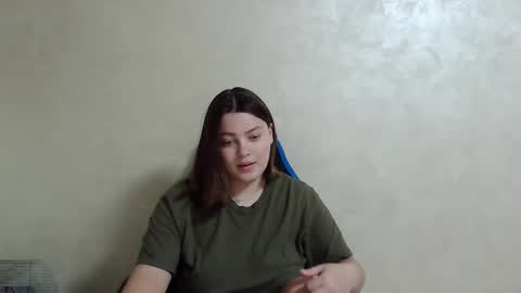 girl_leya online show from December 1, 2024, 11:25 pm
