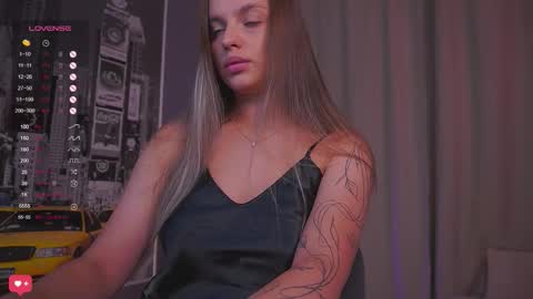 Kate online show from September 13, 2025, 6:29 pm