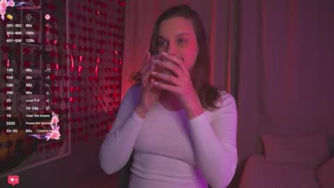 Kate online show from March 18, 2026, 8:23 pm