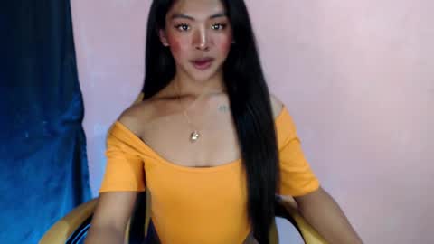 queen ronna online show from January 25, 2025, 11:34 am