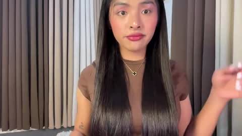 queen ronna online show from April 28, 2026, 4:12 pm