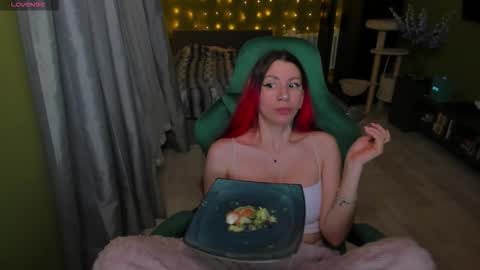 Meowww online show from March 15, 2026, 5:08 pm