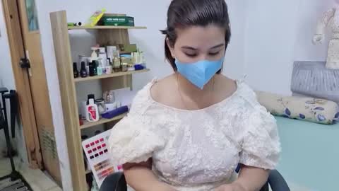 girlhanoi online show from September 22, 2025, 10:34 pm