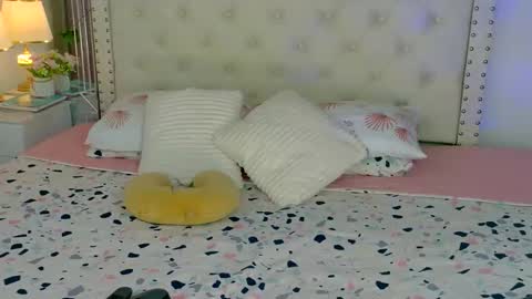 Snapshot of girlhot_tss chatting on January 18, 2026, 6:17 am Ariana Sophia. online show from January 18, 2026, 6:17 am