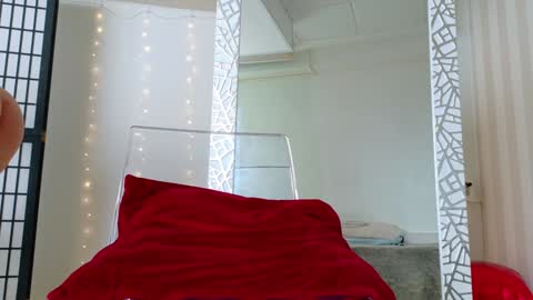 Snapshot of girlnextd00r_ chatting on March 6, 2025, 1:14 pm Hanna online show from March 6, 2025, 1:14 pm