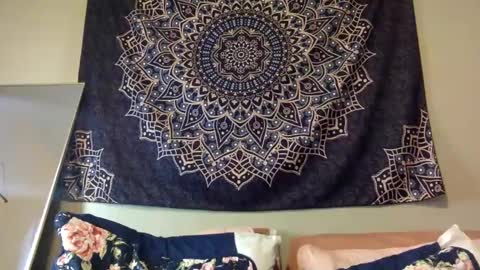 Snapshot of girlofurdreamsxxxxox chatting on December 9, 2024, 5:19 pm Camille online show from December 9, 2024, 5:19 pm