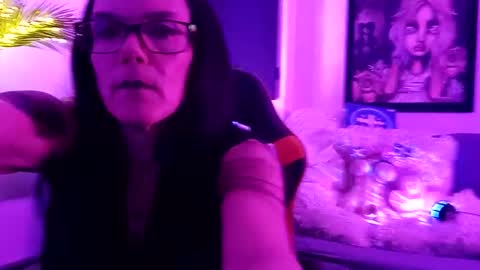 girls227445638252 online show from March 17, 2026, 2:27 am