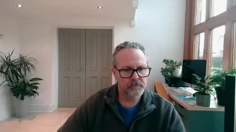 girlsandbikes online show from December 12, 2024, 12:12 pm