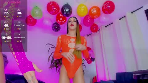 Snapshot of girlsonline_ chatting on January 5, 2025, 3:43 am C. Sofia online show from January 5, 2025, 3:43 am