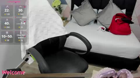 Gisella online show from October 25, 2025, 12:02 pm