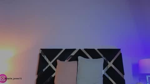 Snapshot of giselle_joness1 chatting on September 9, 2025, 10:15 am Giselle online show from September 9, 2025, 10:15 am