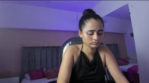 Snapshot of giselle_roldan chatting on May 27, 2026, 3:14 am GISELLE ROLDAN online show from May 27, 2026, 3:14 am