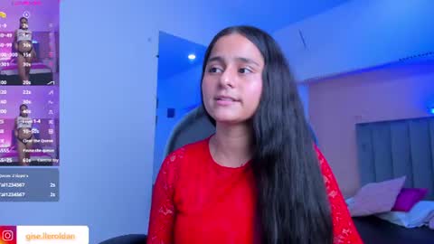 GISELLE ROLDAN online show from July 25, 2026, 5:27 am